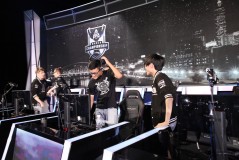 电竞圈热点：英雄联盟Rookie谈失利教训，世嘉专卖店上海开业引爆玩家热情